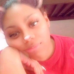 Meet your Posher, Ariadna